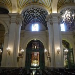 Inside La Catedral de Lima 